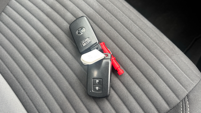 Toyota Yaris 1.5 Hybrid Icon 5dr CVT Hybrid Hatchback